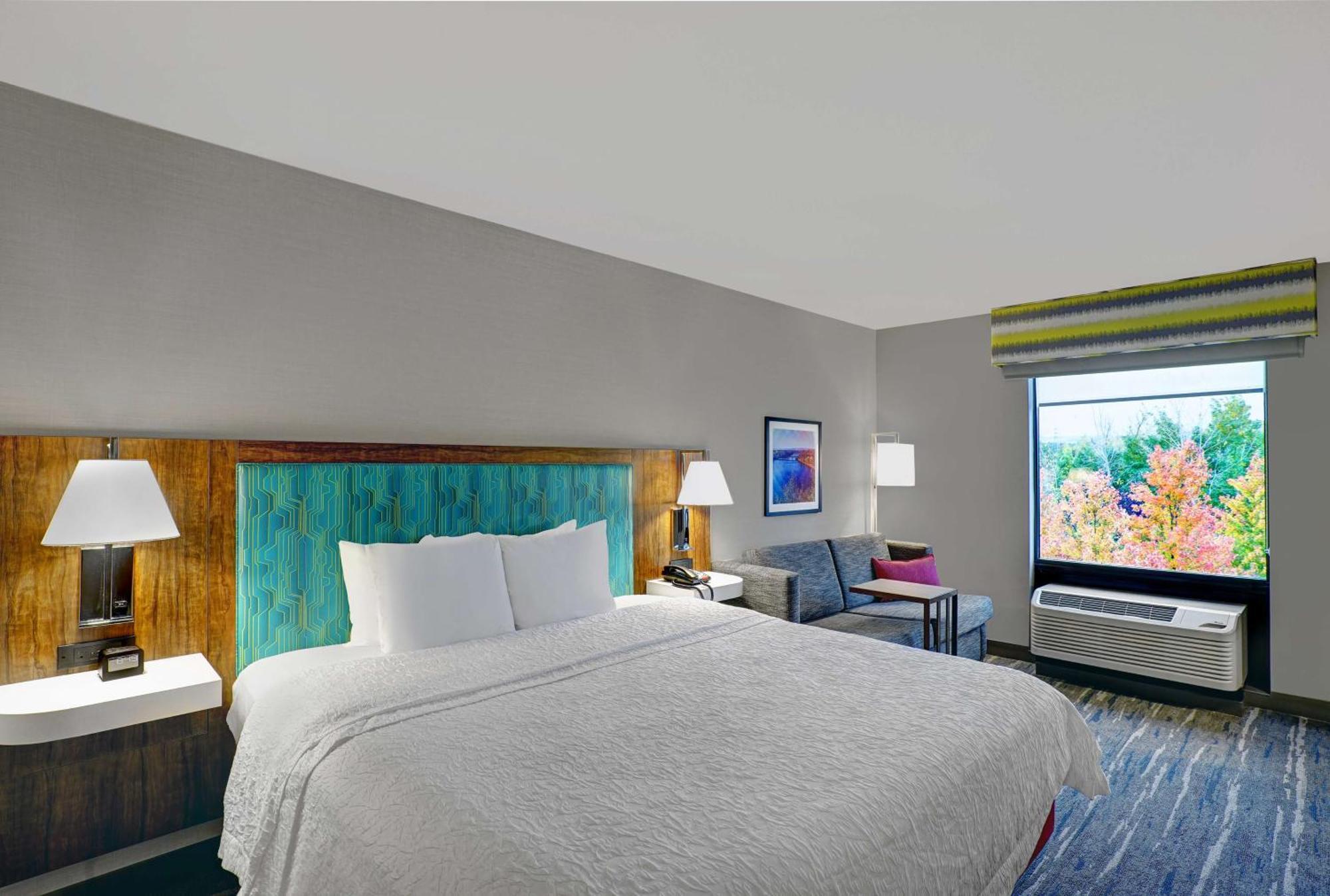 Hampton Inn Utica Eksteriør bilde