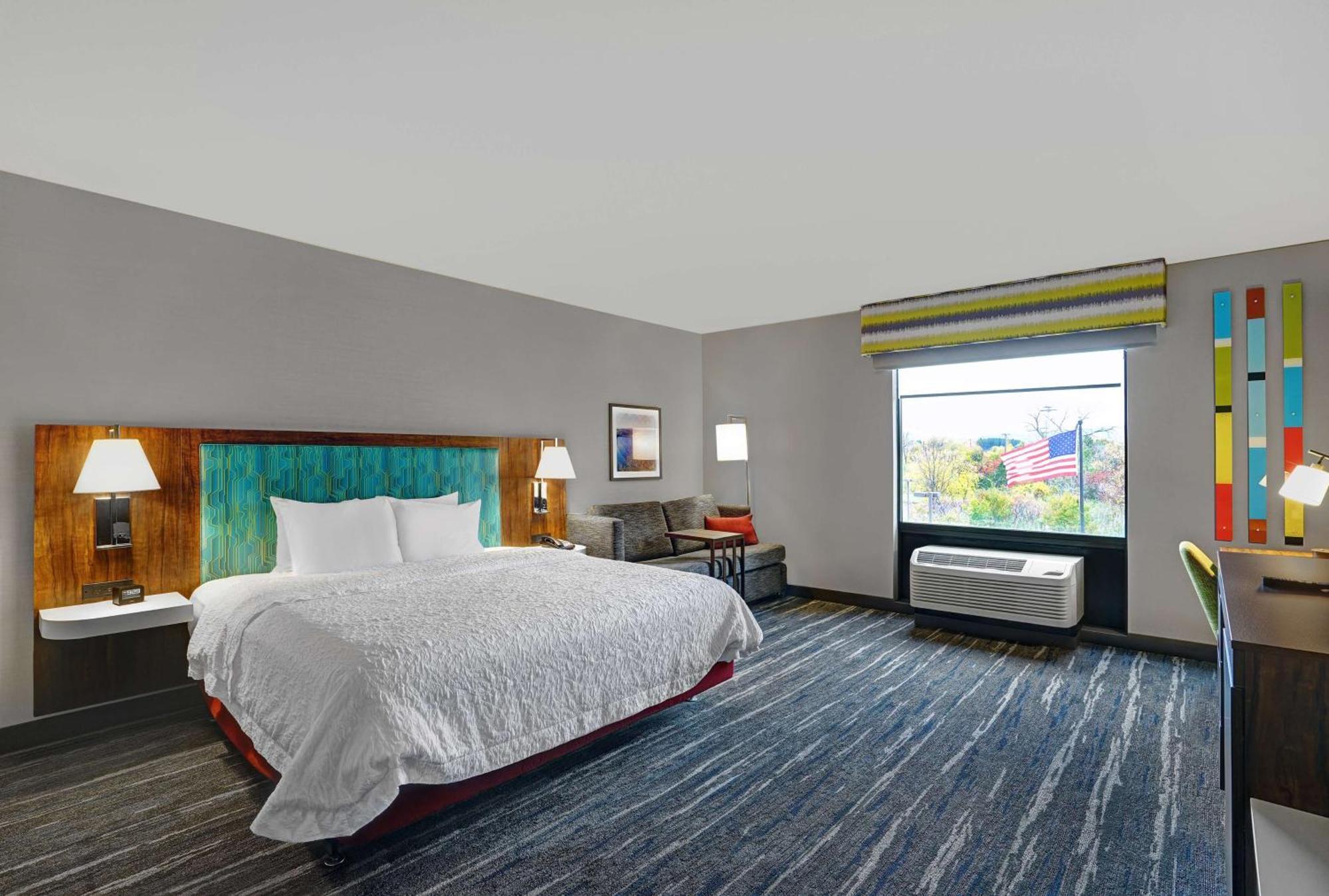Hampton Inn Utica Eksteriør bilde